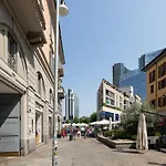 Corso Como Balcony Apartment