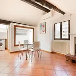 Corso Como Balcony Apartment